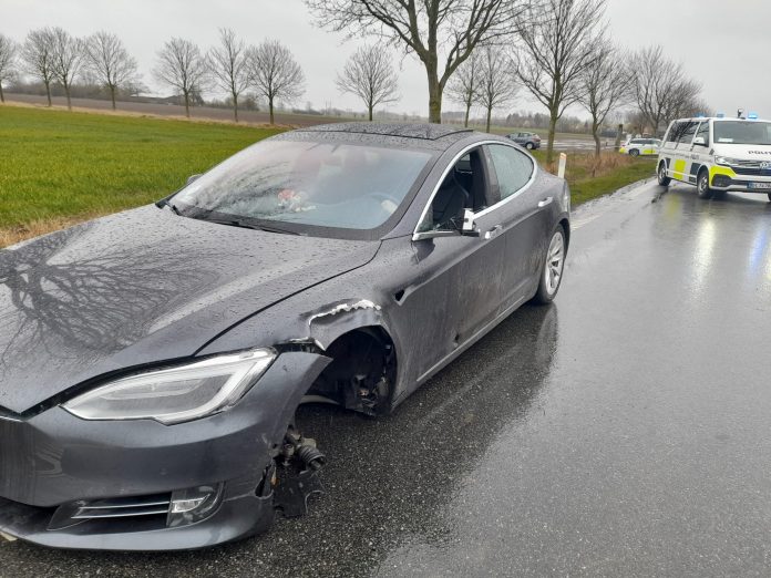 SE LISTEN: Her gør elbil-ejere 34 procent mere skade end andre bilister - 